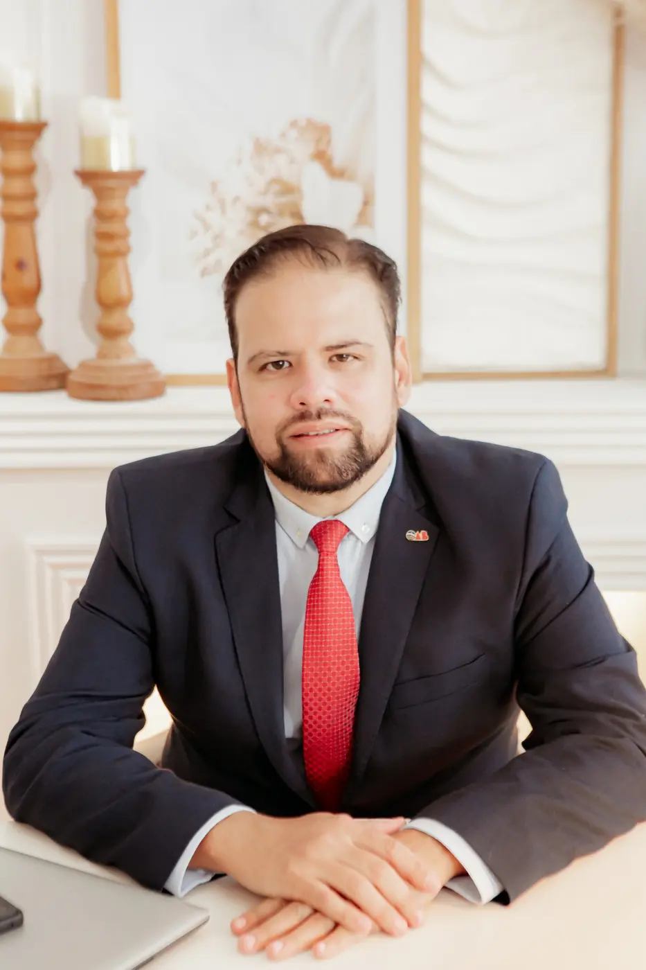 José Júnior Lima, advogado OAB/MG 196.972